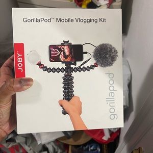 JOBY GorillaPod Mobile Vlogging Kit-ZML, Black/Red